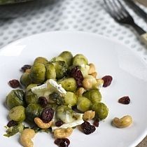 Spruitjes met brie en cranberry