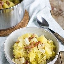 Zuurkool met ananas en banaan