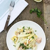 tagliatelle met zalm en asperges