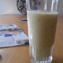 kiwi/peer Smoothie