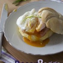 Bacon and eggs Benedict style