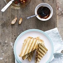 BBQ Chicken tosti met rode paprika en kaas recept