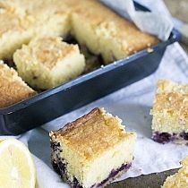 Citroencake met blauwe bessen