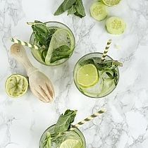 Green lizzard mocktail