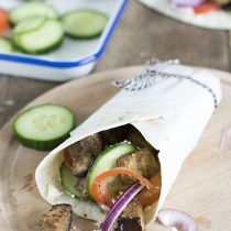 Vegetarische Gyros van aubergine