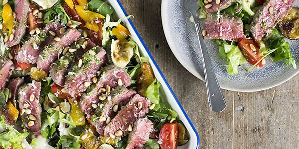 Biefstuksalade met pesto