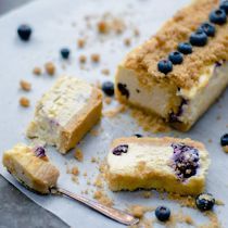 Blueberrycheesecake in een cakevorm