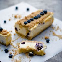 Blueberrycheesecake in een cakevorm