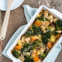 Broccolischotel met kip en zoete aardappel