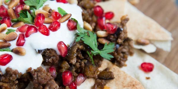 Fatteh met gehakt en aubergine