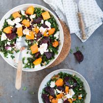 Boerenkoolsalade met rode biet en pompoen