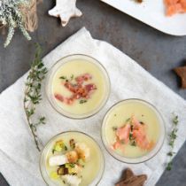 Romige aardappel-preisoep met topping