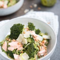 Courgette met pesto, broccoli en zalm