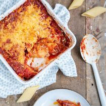 Gevulde pennoni in tomatensaus